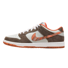 Nike SB Dunk Low Crushed D.C.