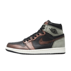 Air Jordan 1 Retro High Patina