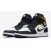 Air Jordan 1 Mid Q54 