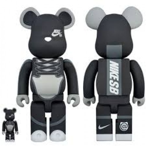 Nike SB x Be@rbrick 400% 100%